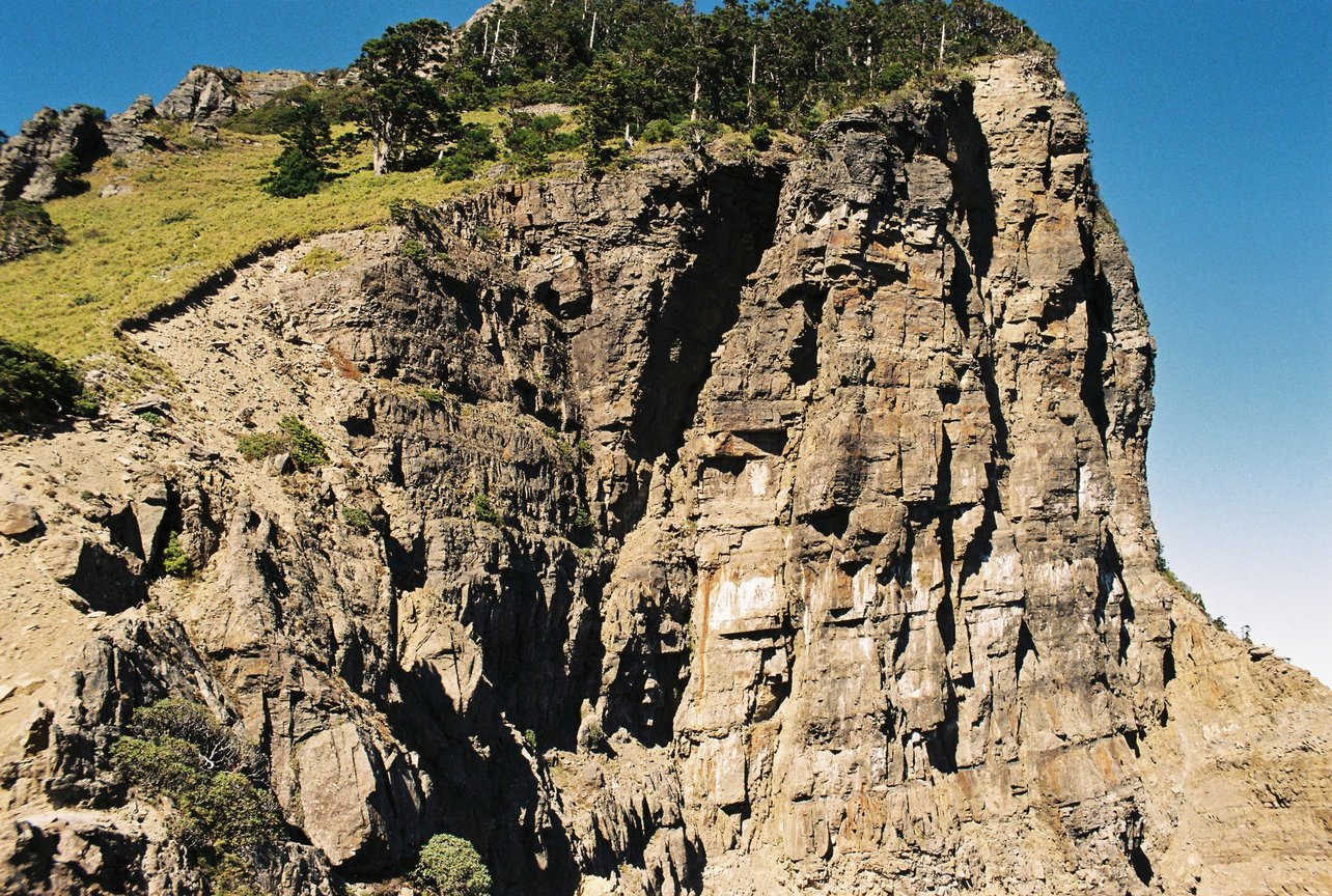 苗栗縣泰安鄉-頭鷹山崩谷