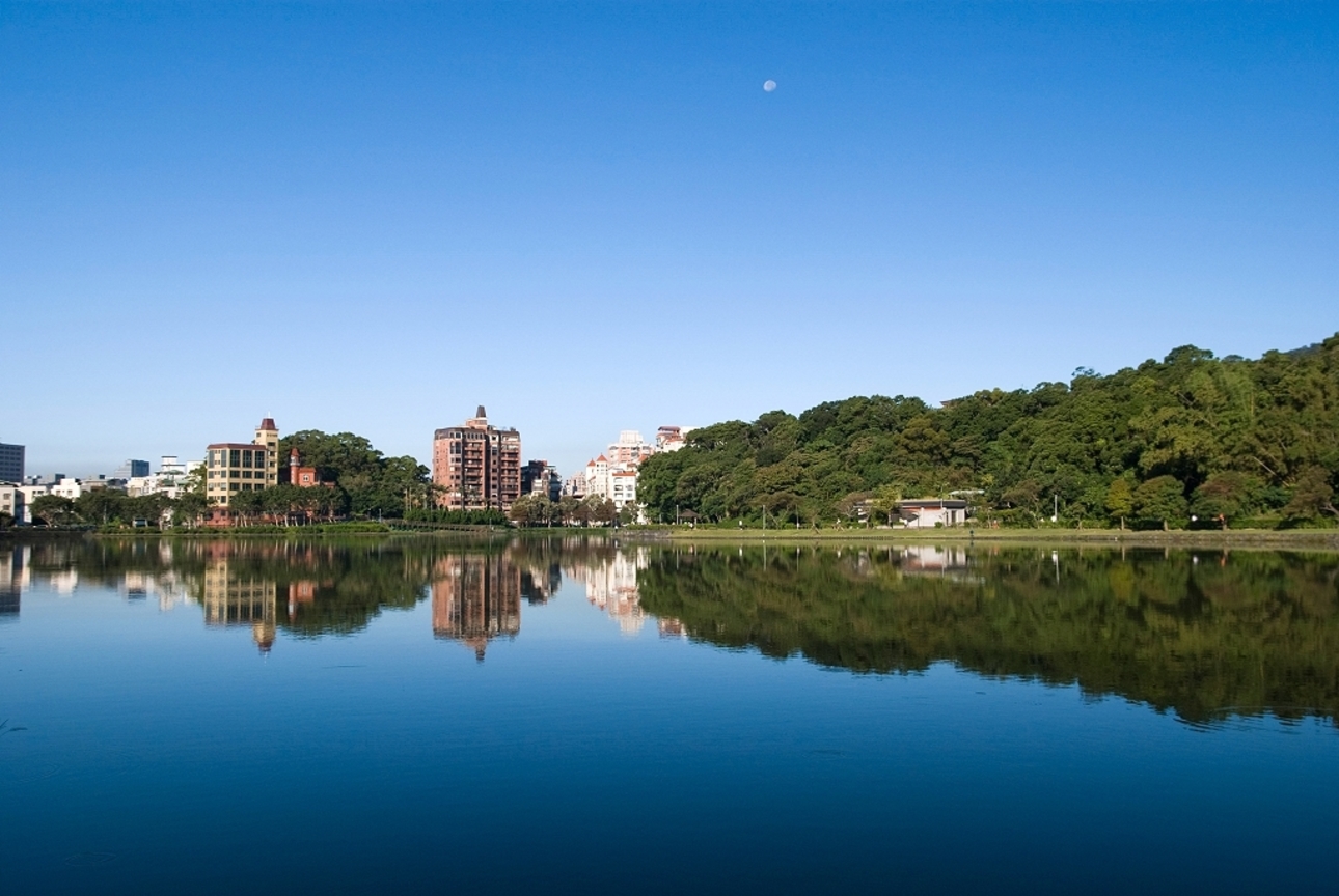 台北市內湖區－碧湖晨景