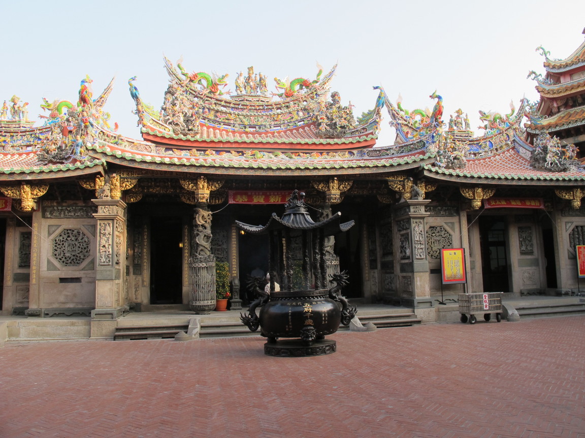 南鯤鯓代天府三川殿