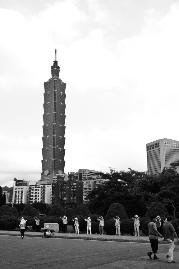 不曾改變的人們