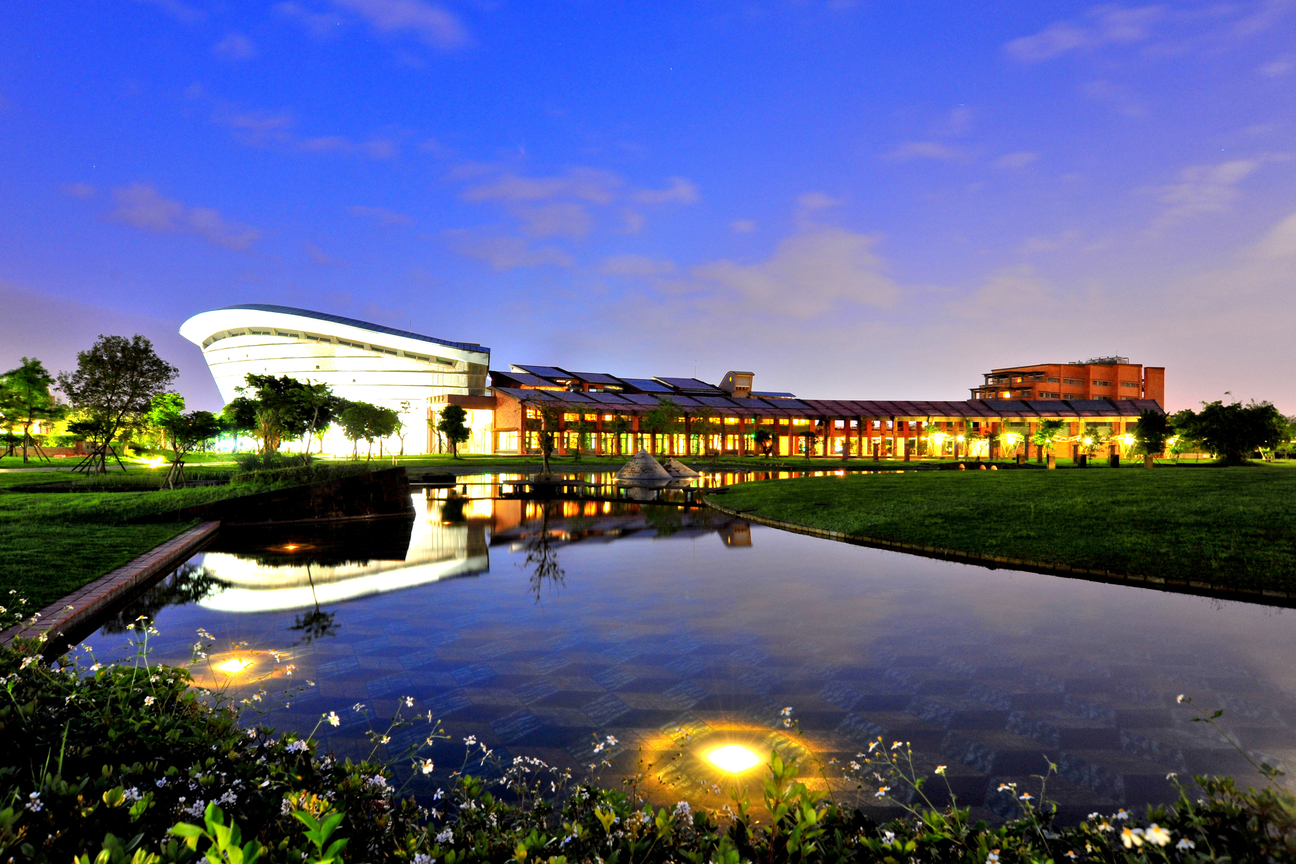 宜蘭縣宜蘭市-縣政中心之夜