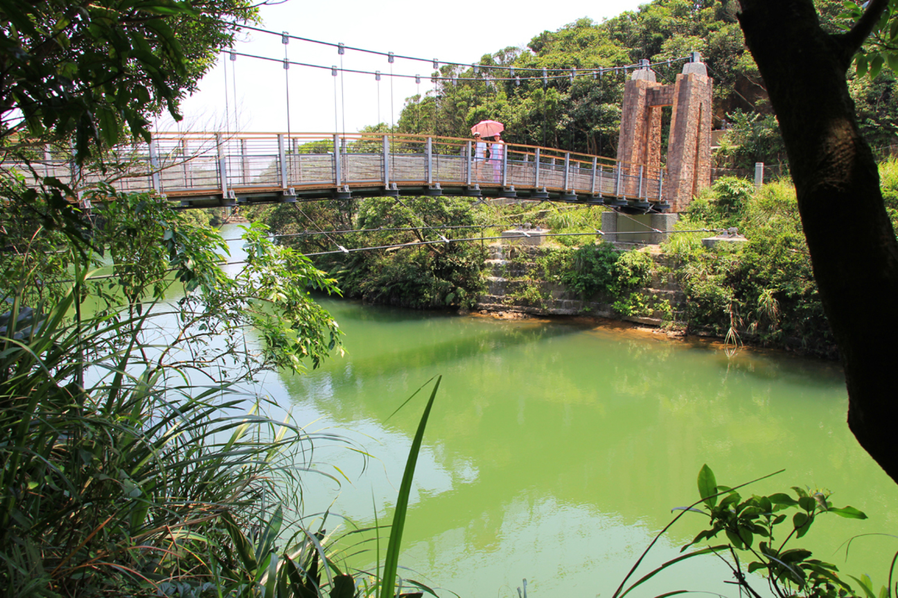 基隆市安樂區-情人湖吊橋