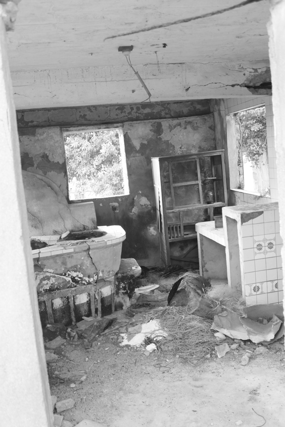 連江縣東莒鄉-樓空