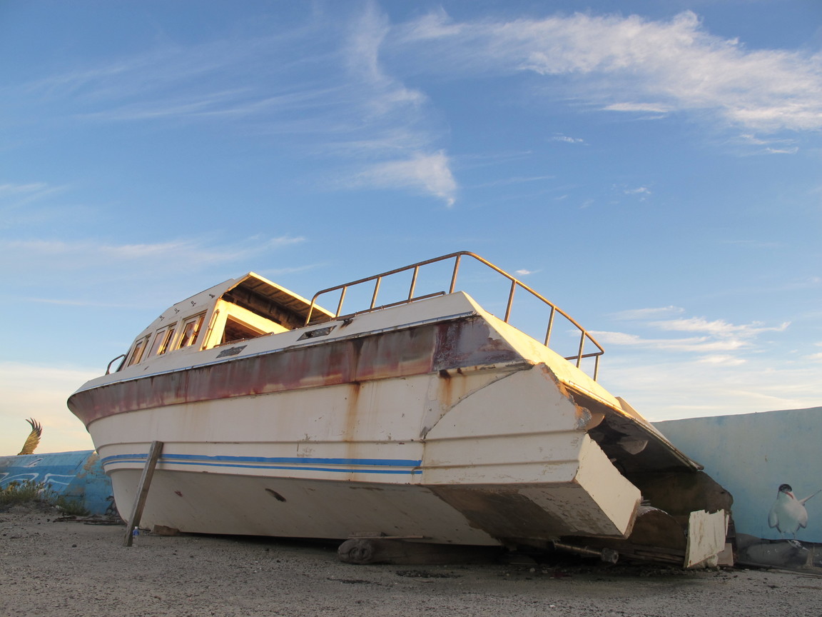 澎湖縣白沙鄉-鳥嶼-廢棄快艇