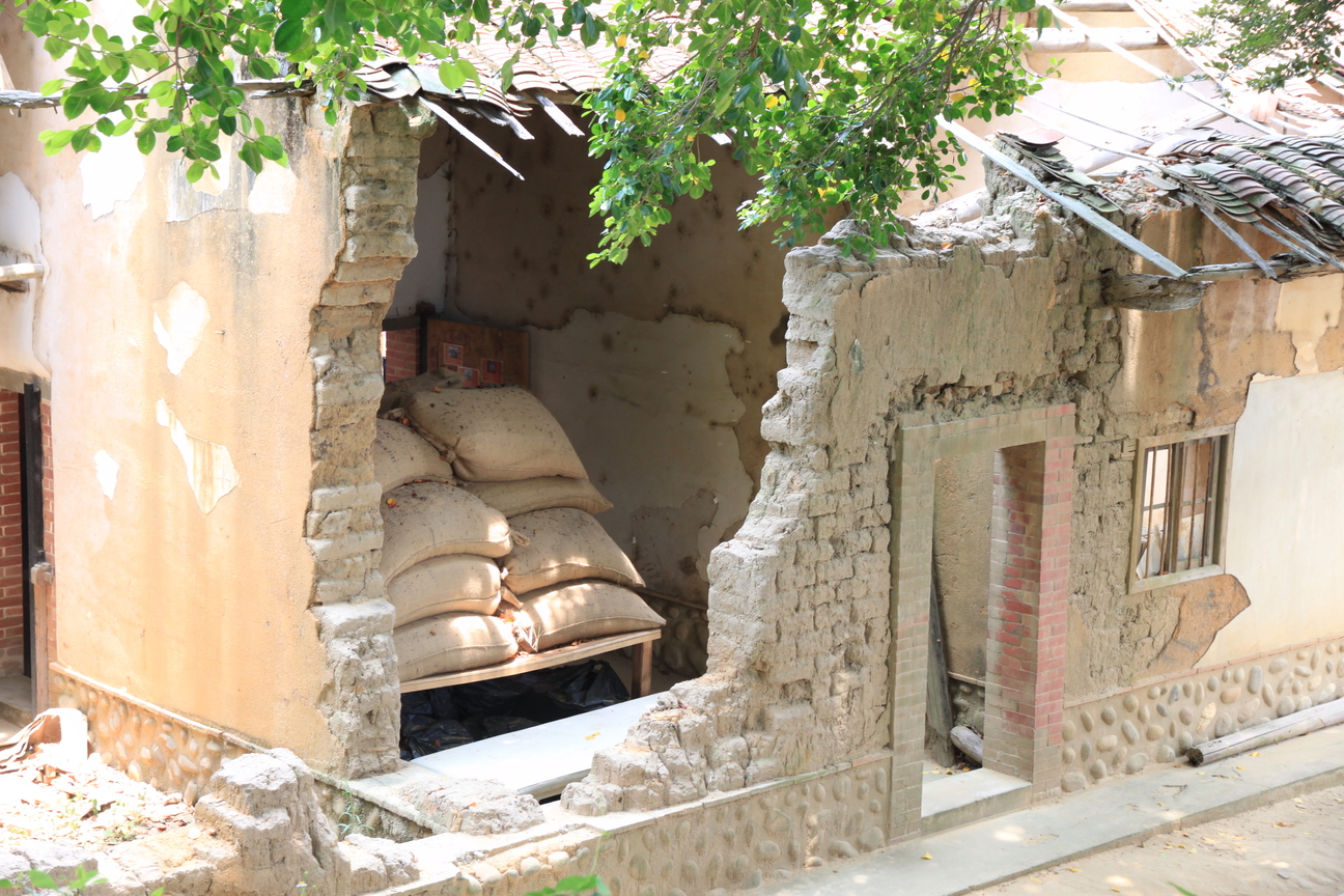苗栗縣苑里鎮-土角厝