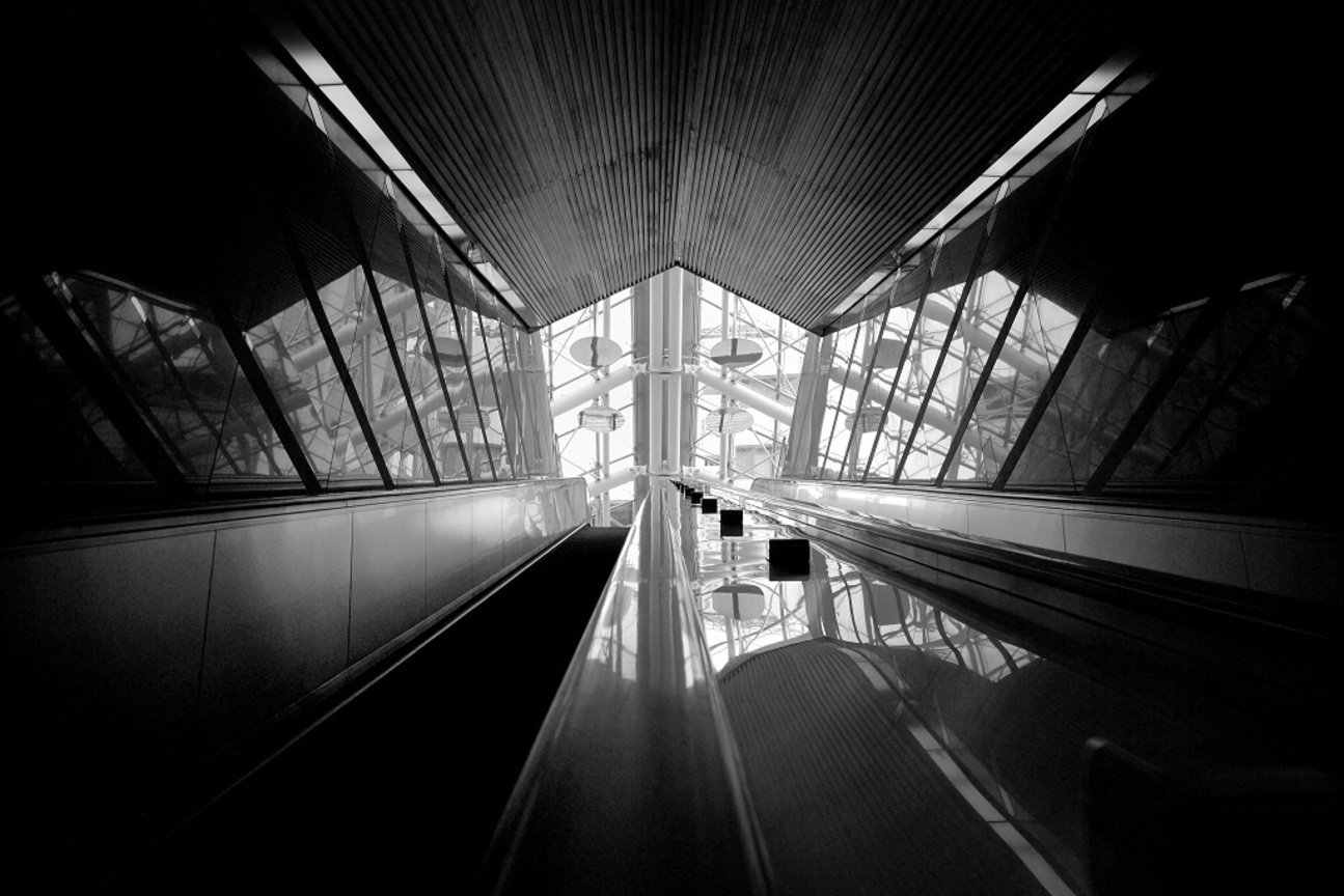 高雄市新興區-光的出口