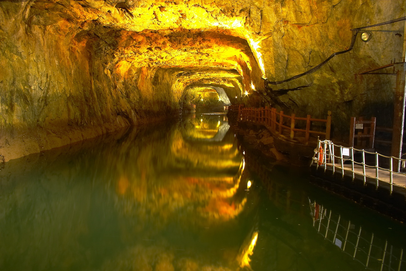 連江縣- 南竿 北海坑道之美