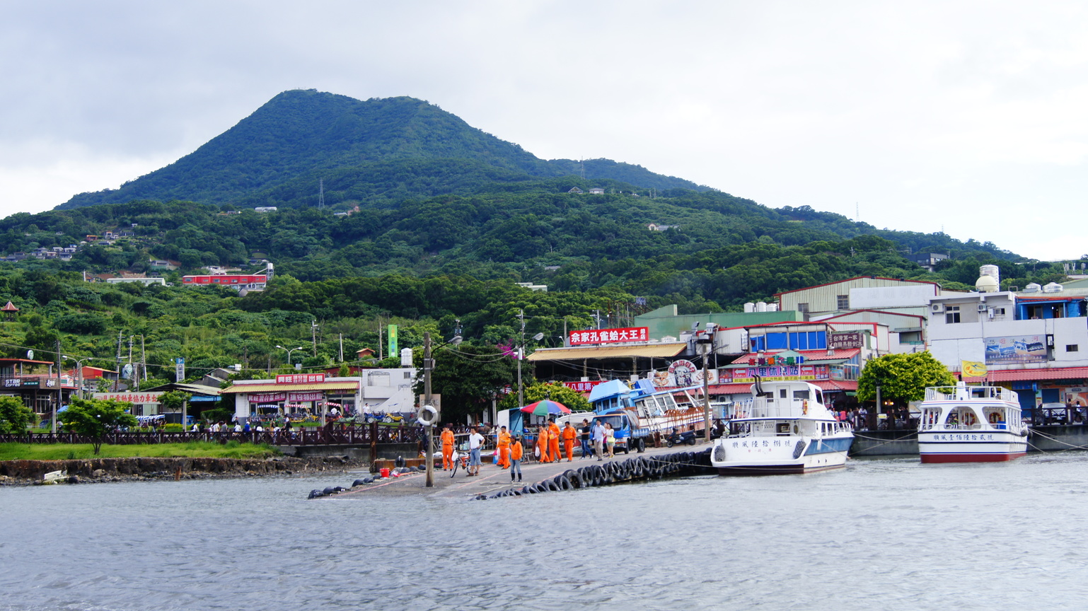 新北市八里區－八里渡船口的等待