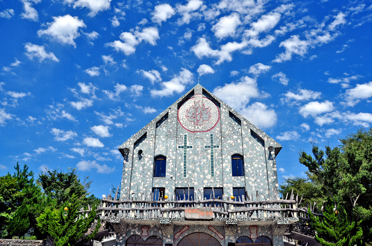 鎮西堡石砌教堂