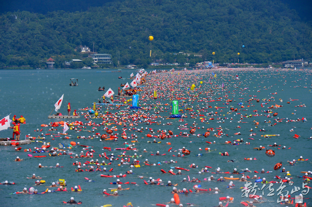 2012 日月潭萬人泳渡 媽祖婆領航 1