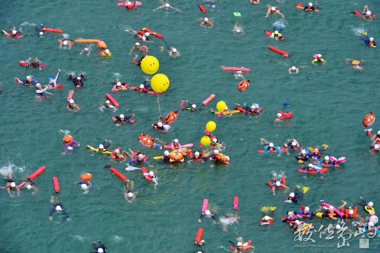 2012 日月潭萬人泳渡 媽祖婆領航 2