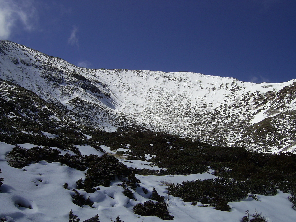 雪山一號圈谷