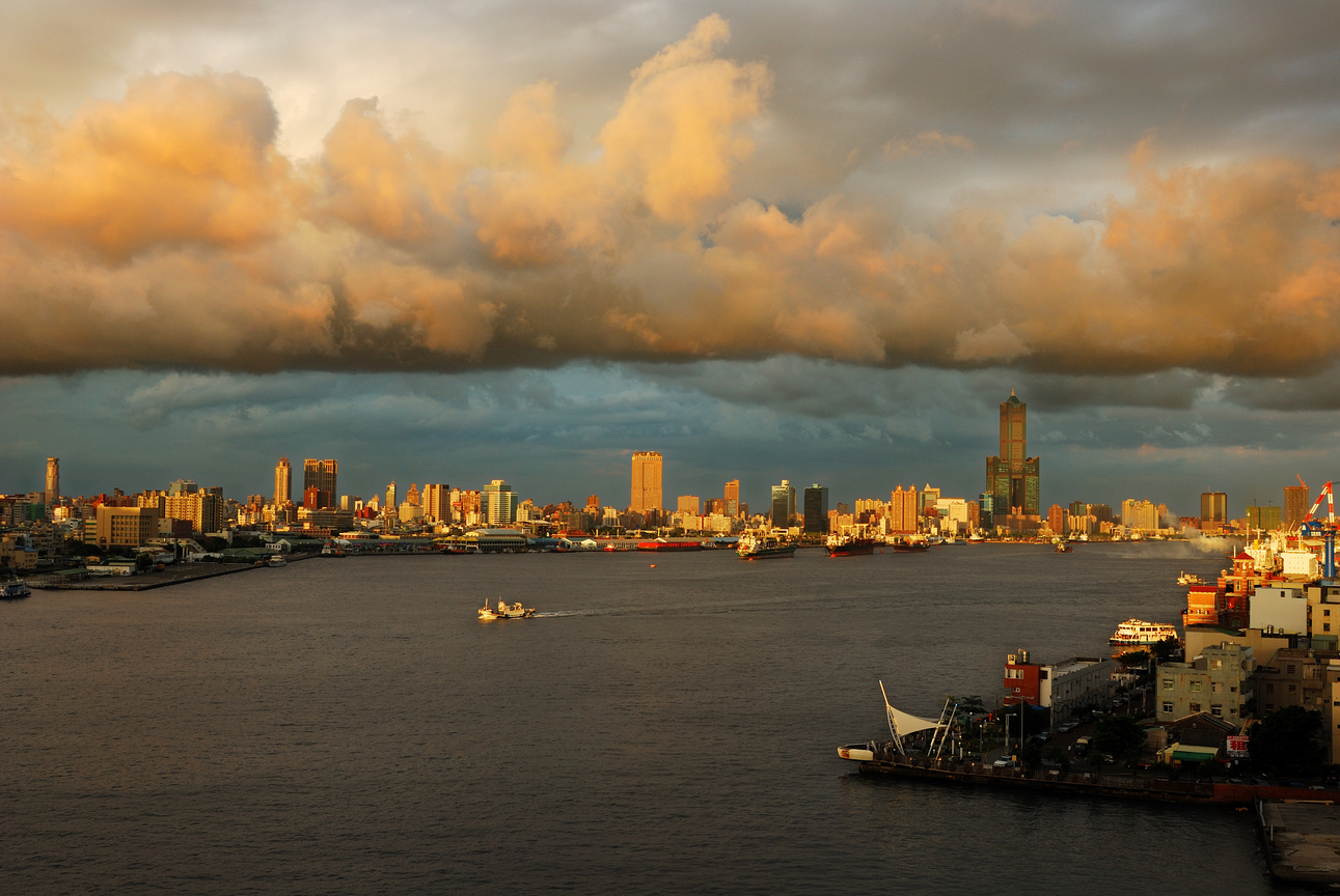 高雄市-高雄港夕色