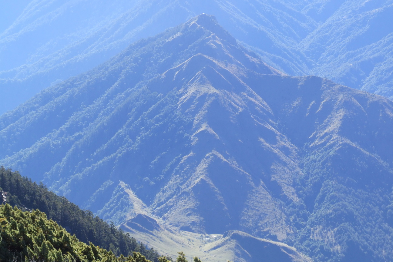 八通關山與古道