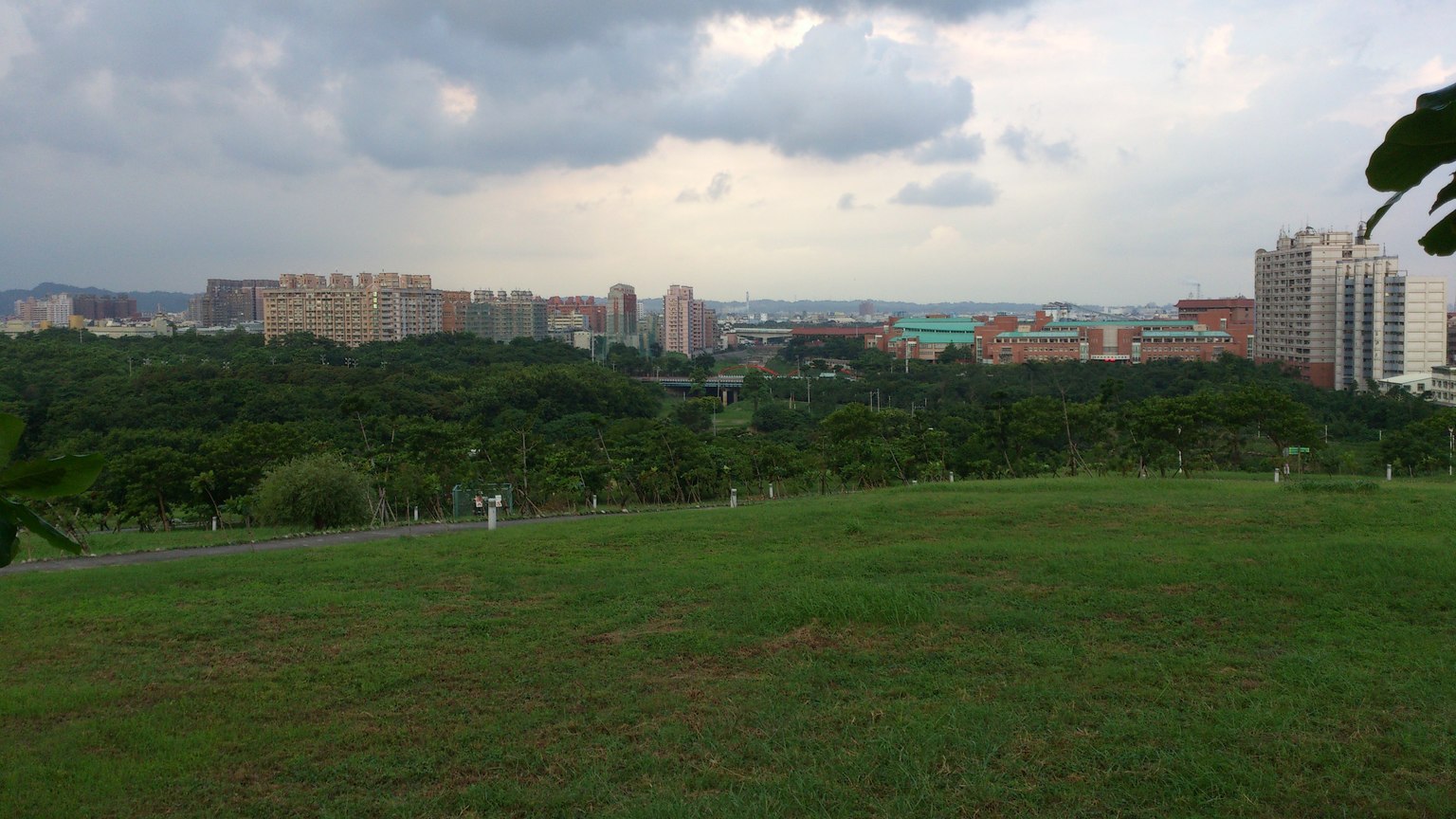 高雄市楠梓區-高雄都會公園