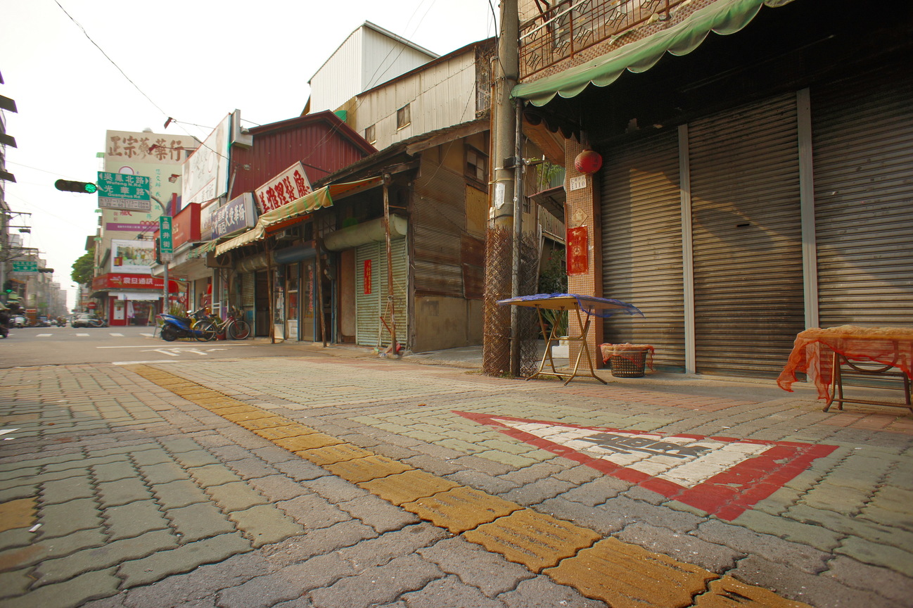 一物二用導盲磚？