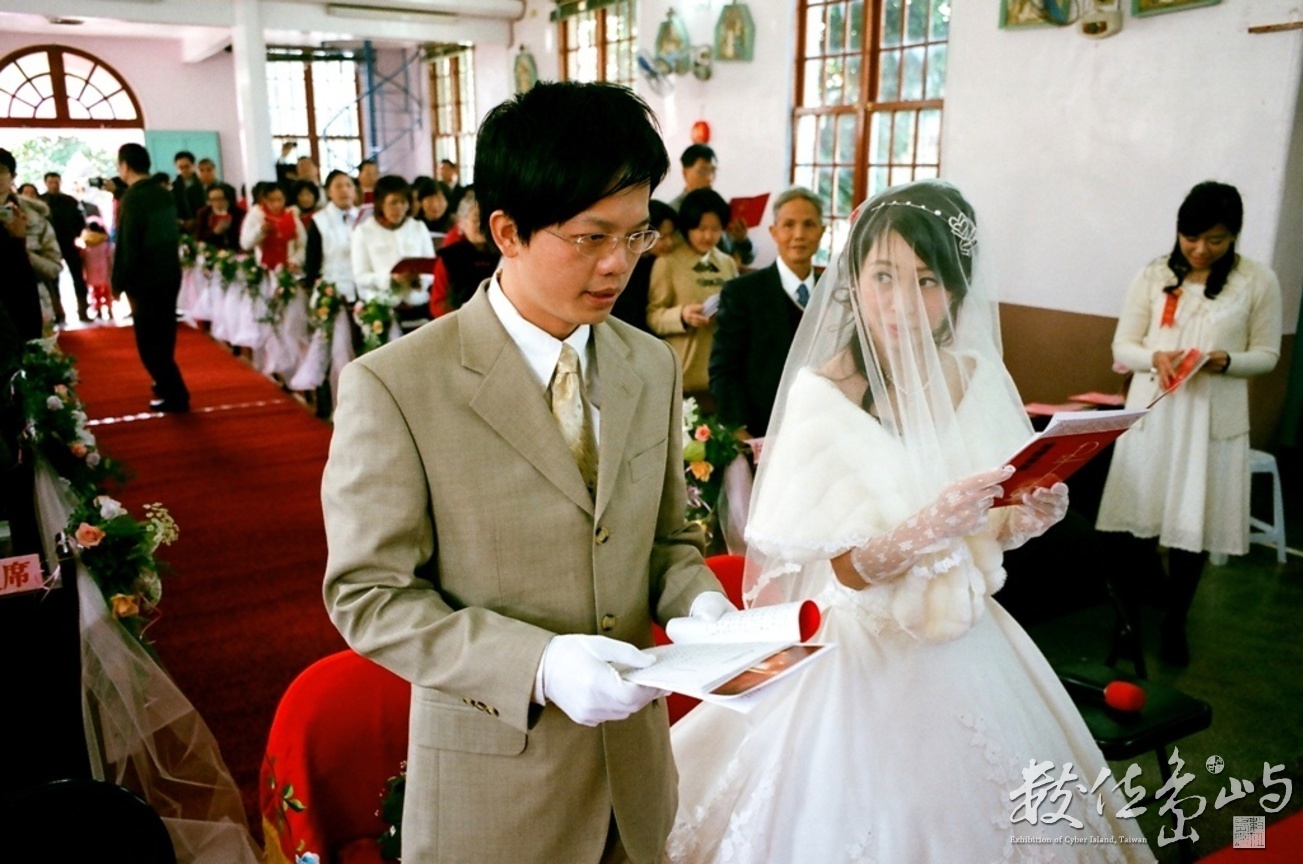 邦元中宜新婚誌喜˙關西石光天主堂˙2011年1月1日