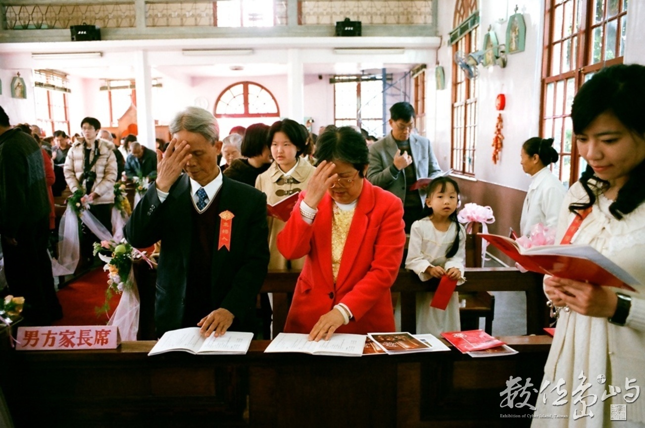 邦元中宜新婚誌喜˙關西石光天主堂˙2011年1月1日