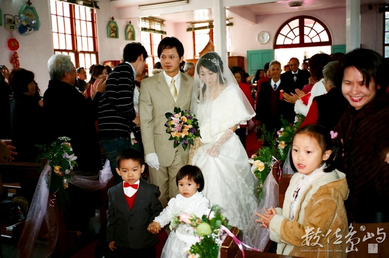 邦元中宜新婚誌喜˙關西石光天主堂˙2011年1月1日