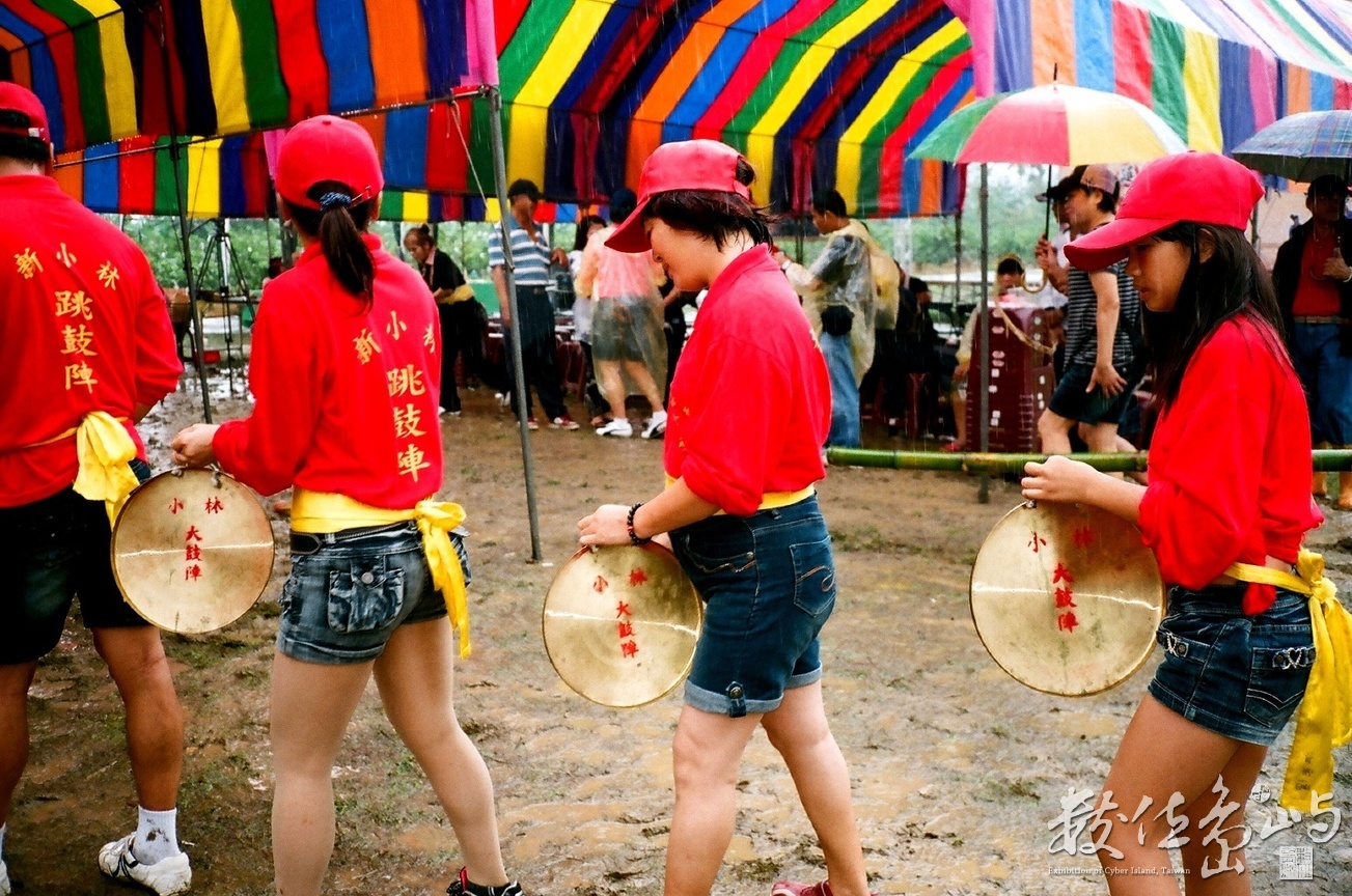 小林夜祭˙2010年10月22日˙T3拍攝