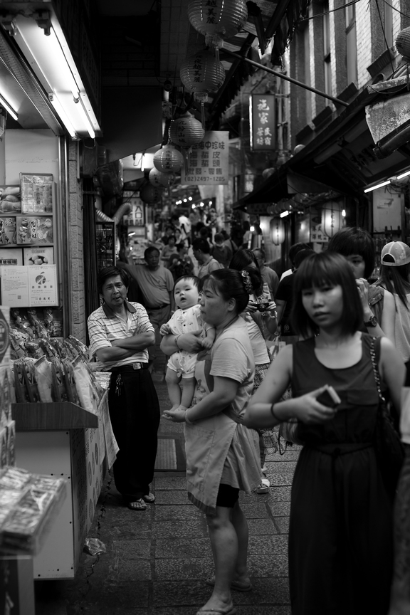 九份 人情味在店內