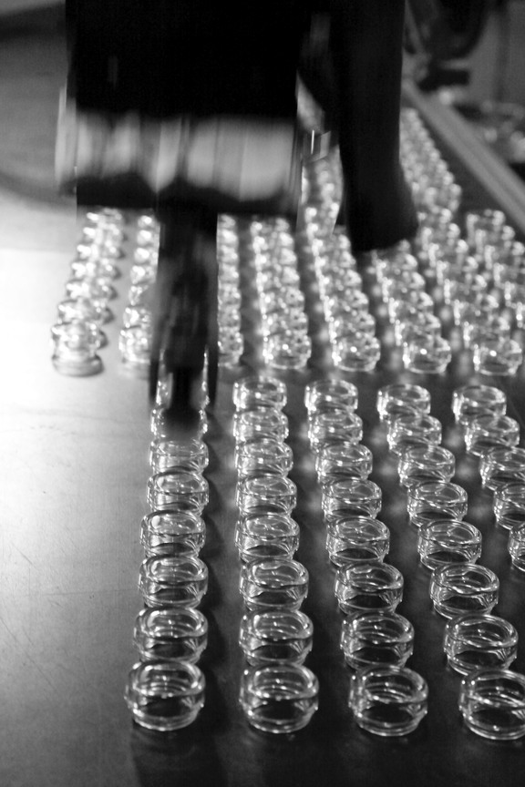 3塑膠射出-生產