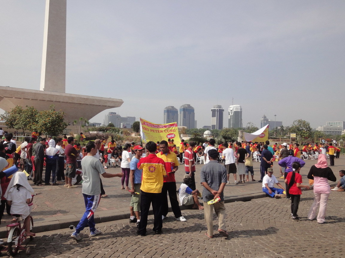 Monas，示威抗議