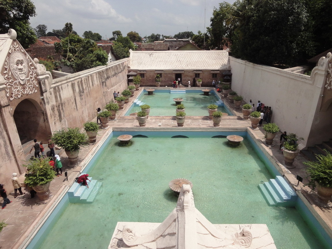 水堡（Taman Sari）