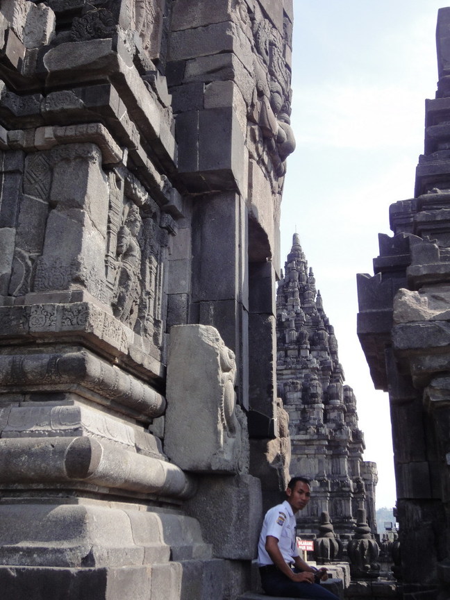 興都廟（Prambanan）