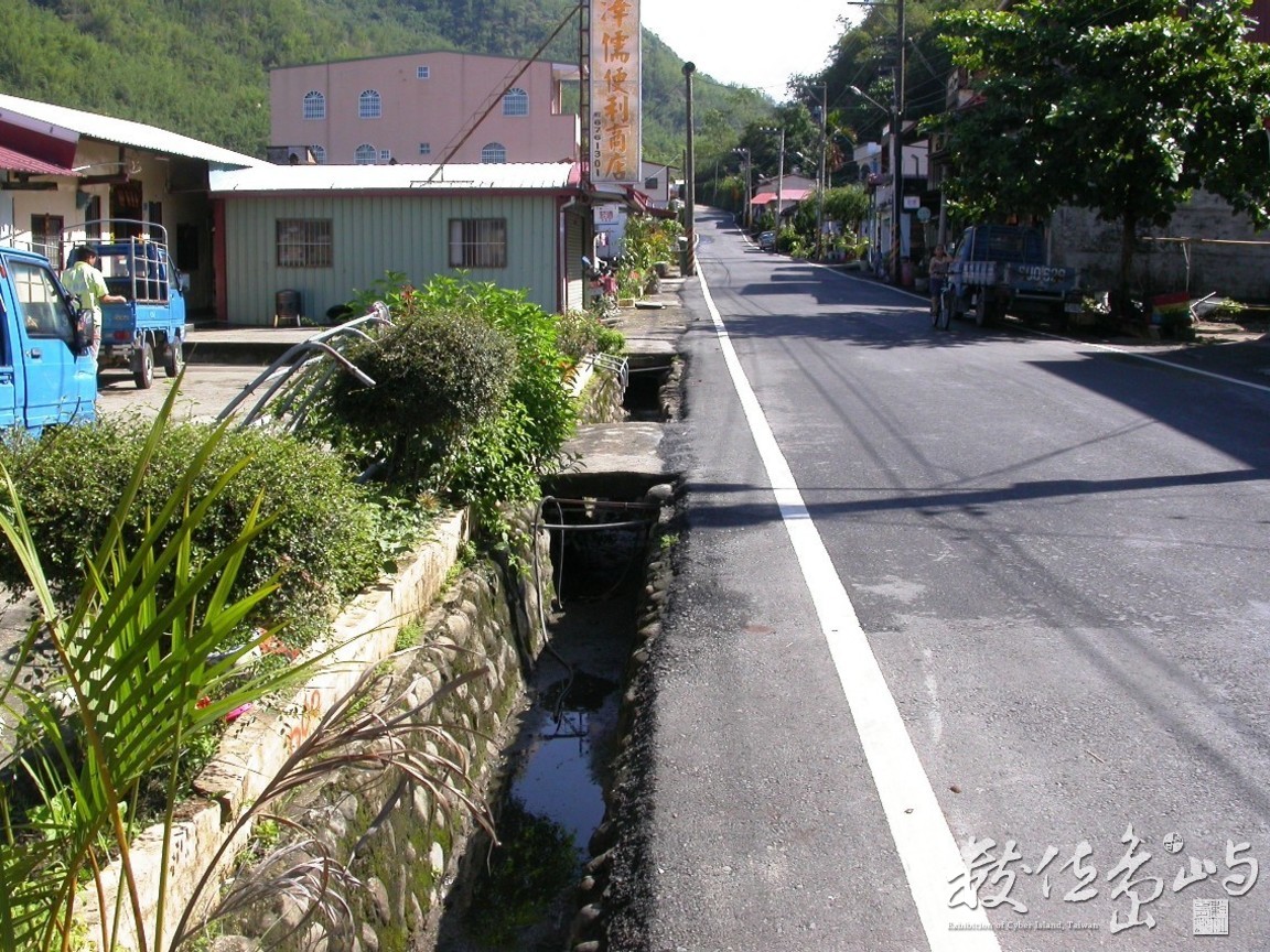 甲仙鄉小林村之寫真舊影˙2004年