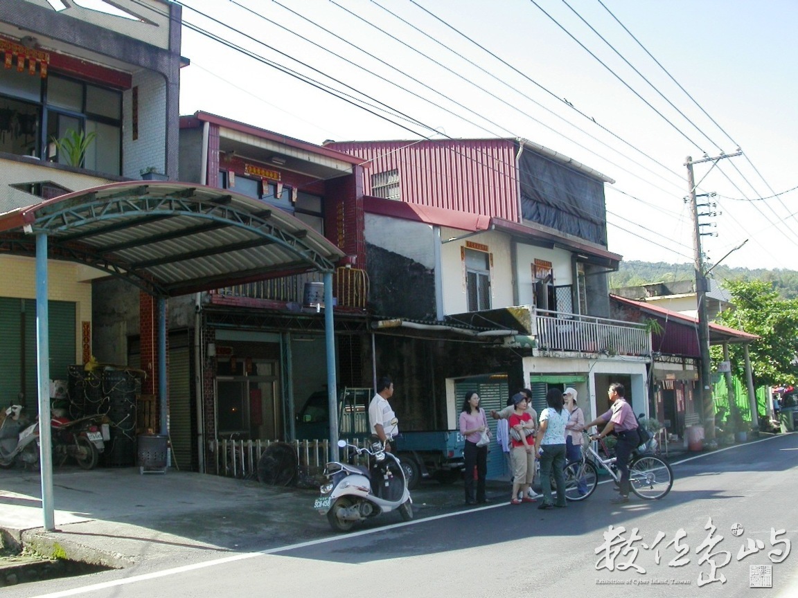 甲仙鄉小林村之寫真舊影˙2004年