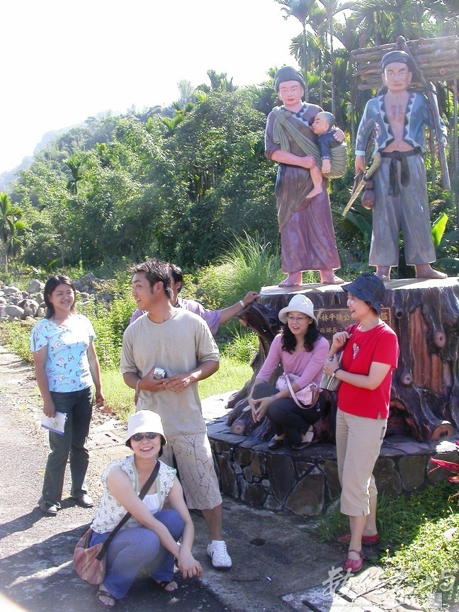 甲仙鄉小林村之寫真舊影˙2004年