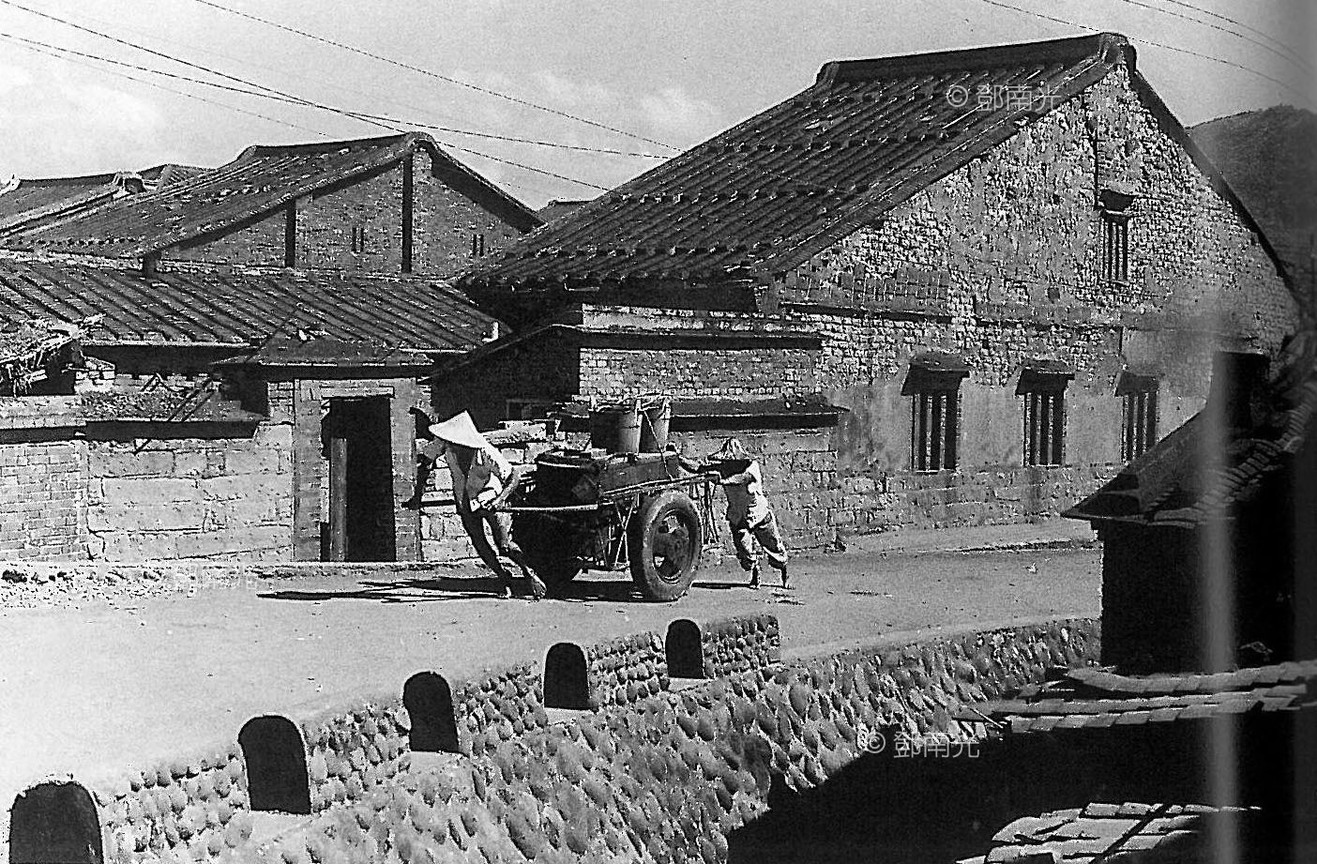 南港1950年代初鄧南光