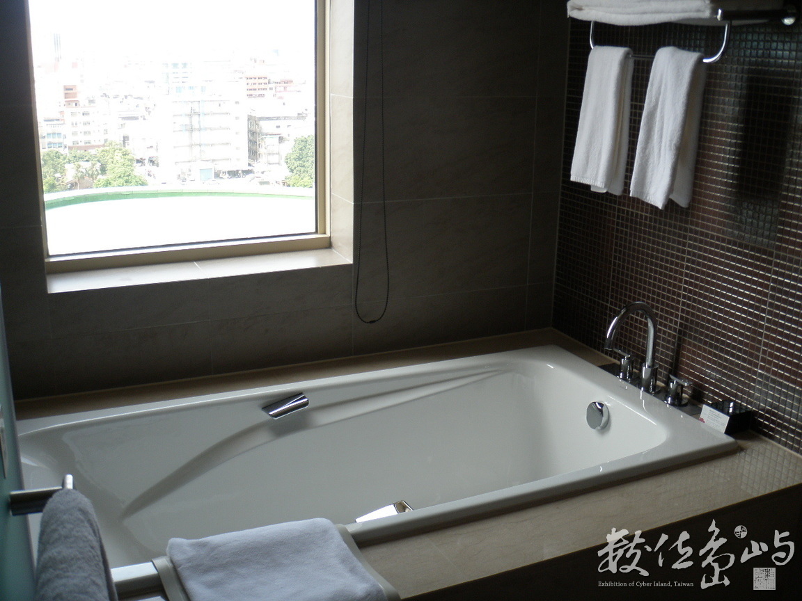 觀景浴缸