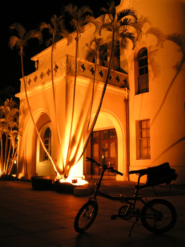 台中放送局 夜景