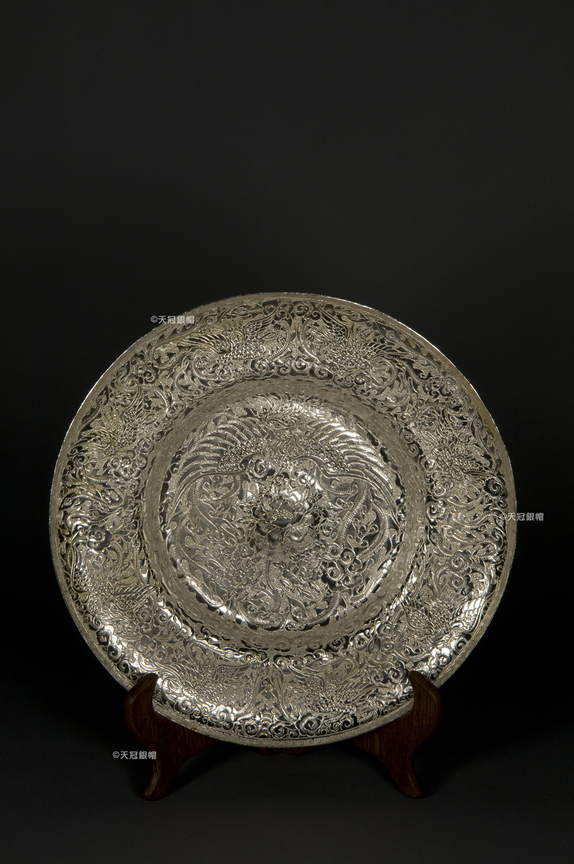 銀鏨花紋龍鳳盤
