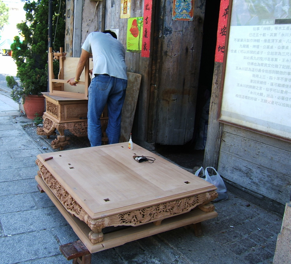 製作椅子的師傅