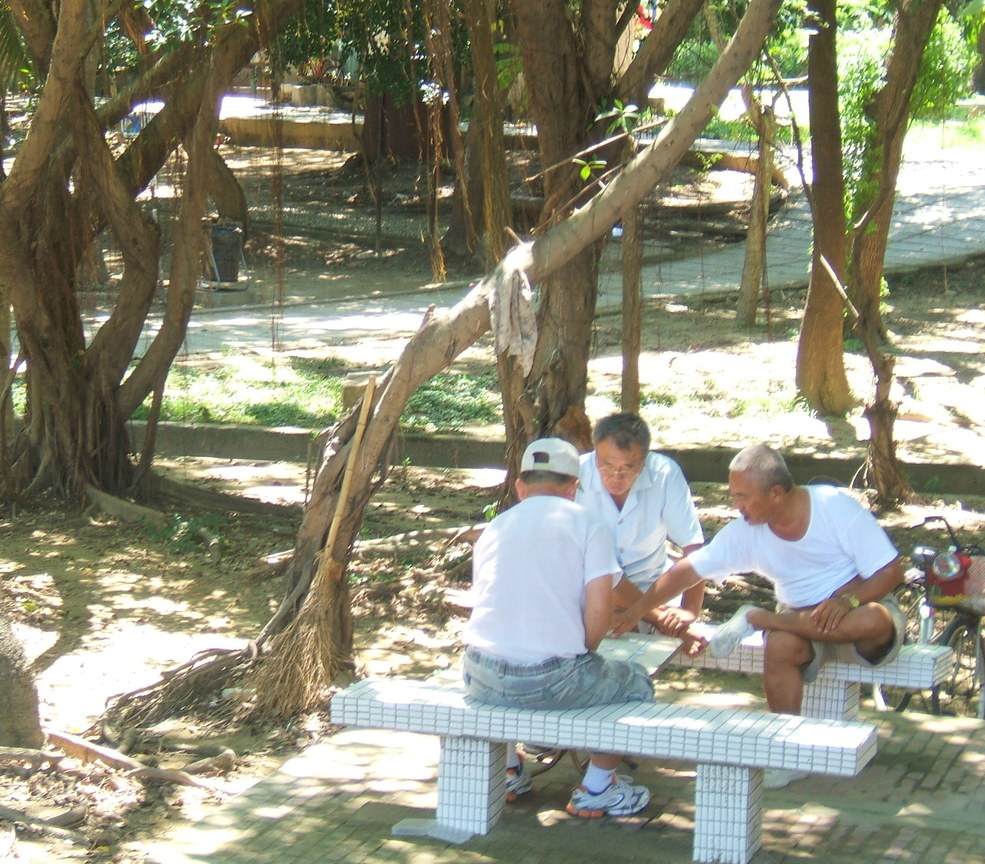 下棋的老先生們2