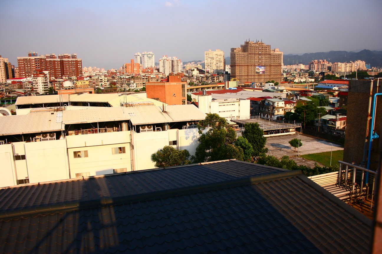 淹沒在城市裡的校園之三