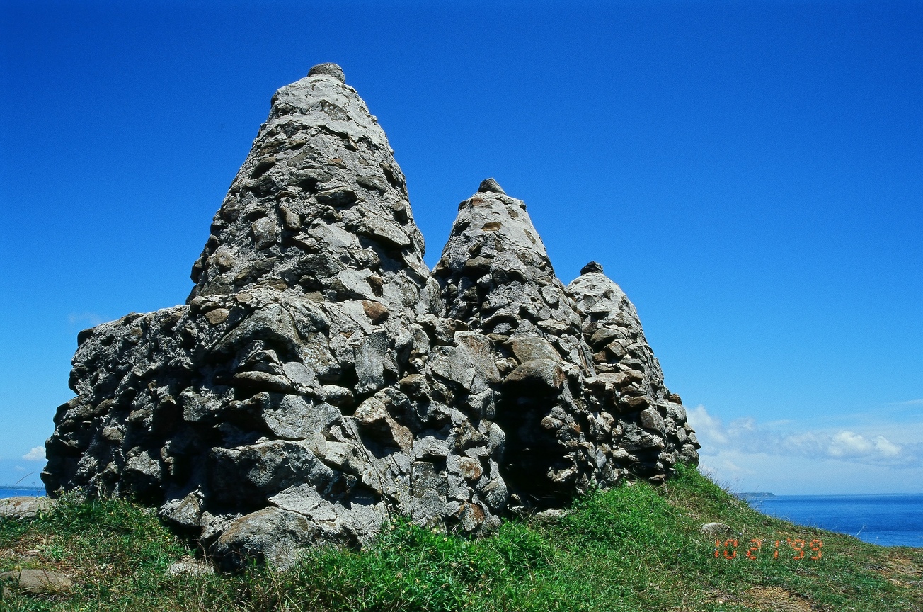 鎮風石塔(附:Kodak ELITE CHROME EB 100度)