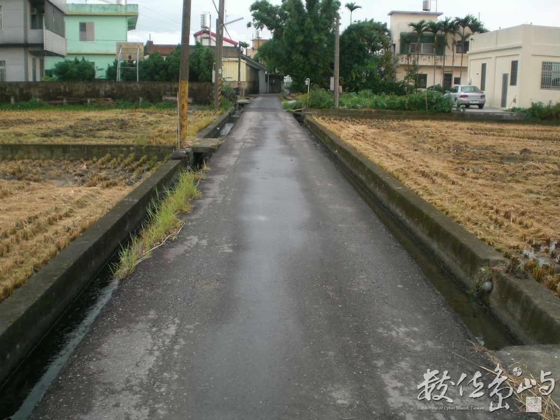 鶴岡小路