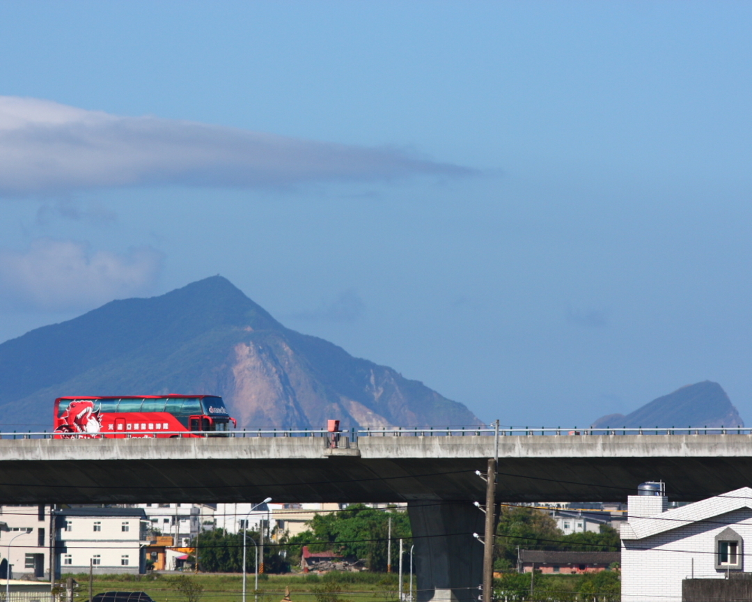 全國唯一可欣賞龜山島的高速公路