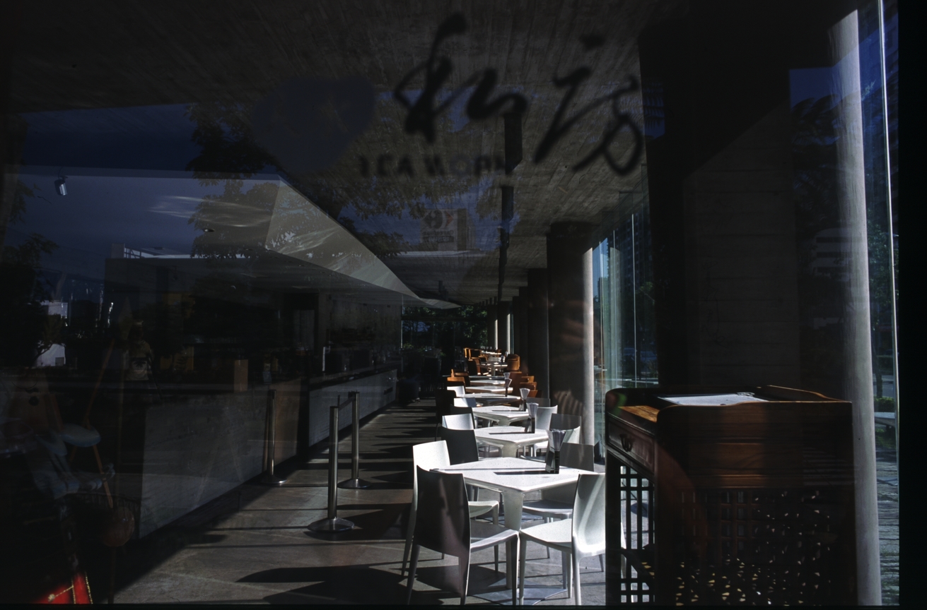 東西元素混搭的餐飲空間