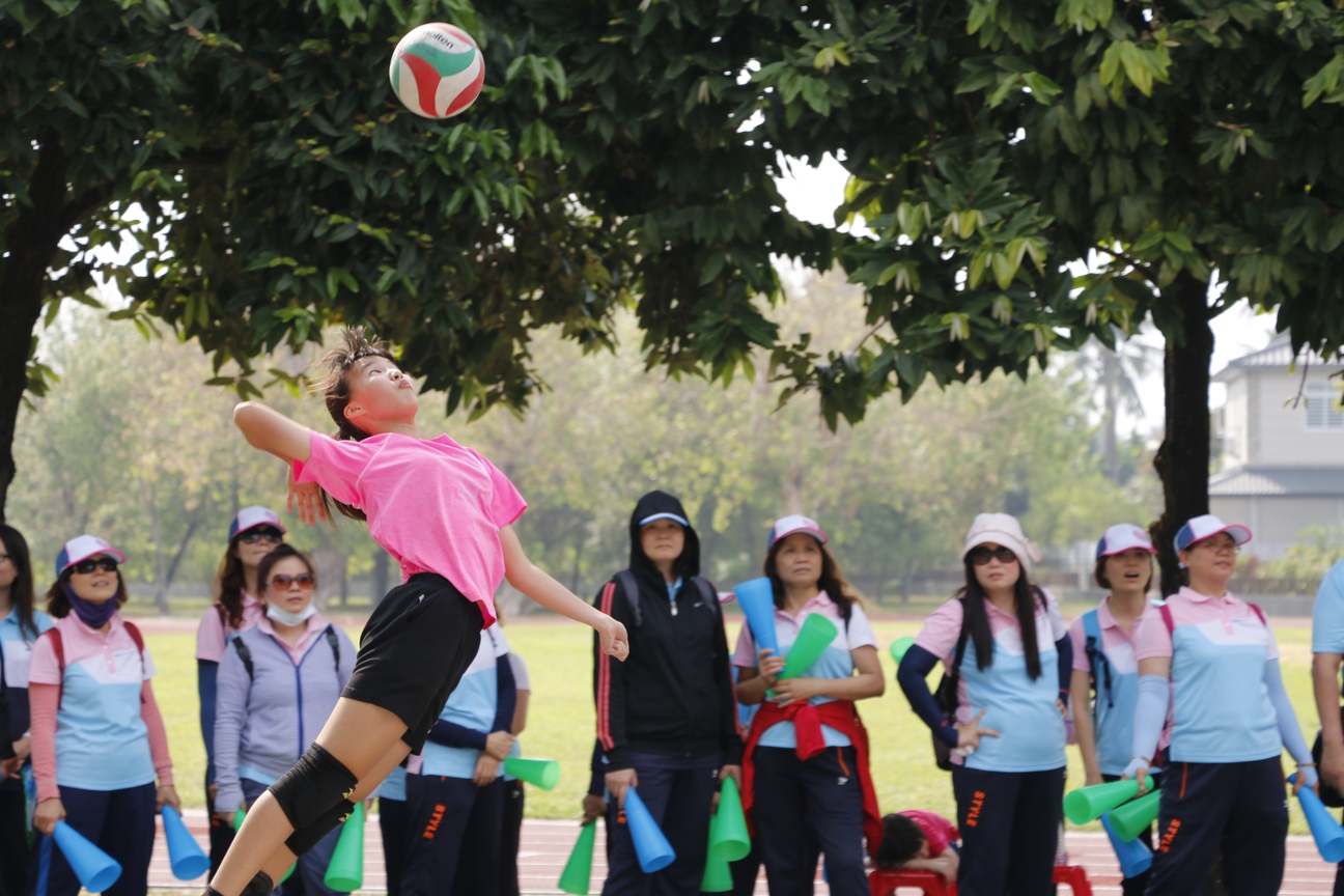 拚上校服的榮譽