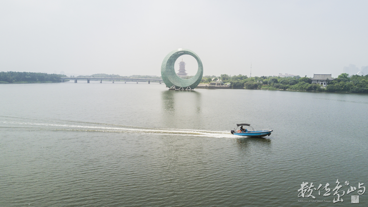 廈門集美月光杯航拍環繞穿越之紀錄