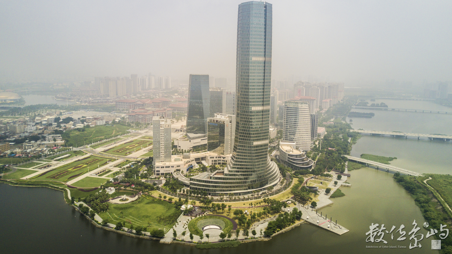 廈門集美月光杯航拍環繞穿越之紀錄