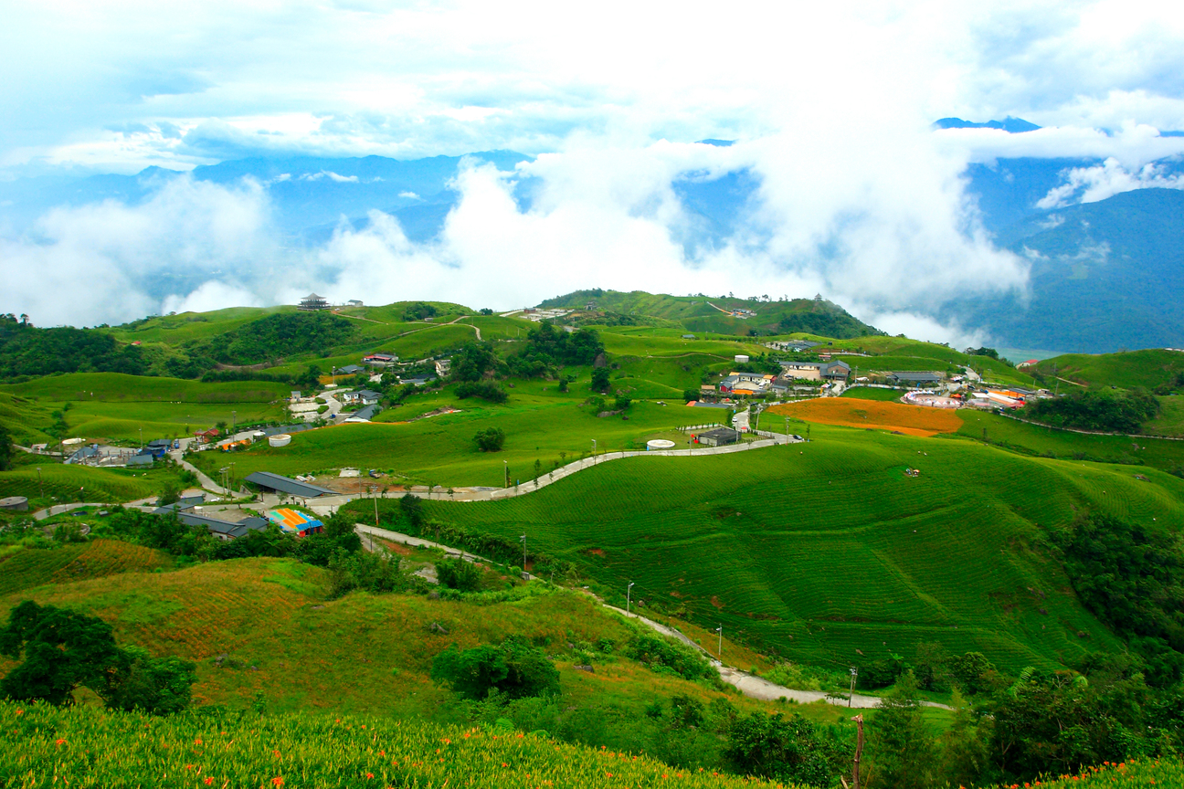 富里鄉六十石山