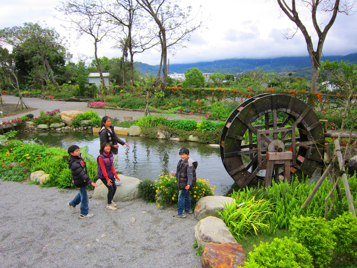 台東縣池上鄉-花樣村莊2012.2.26