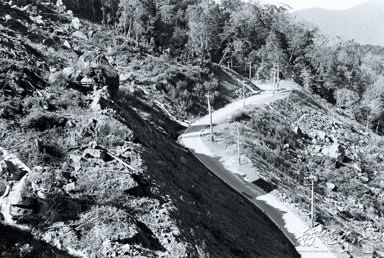 嘉義縣阿里山鄉--二萬坪崩塌面