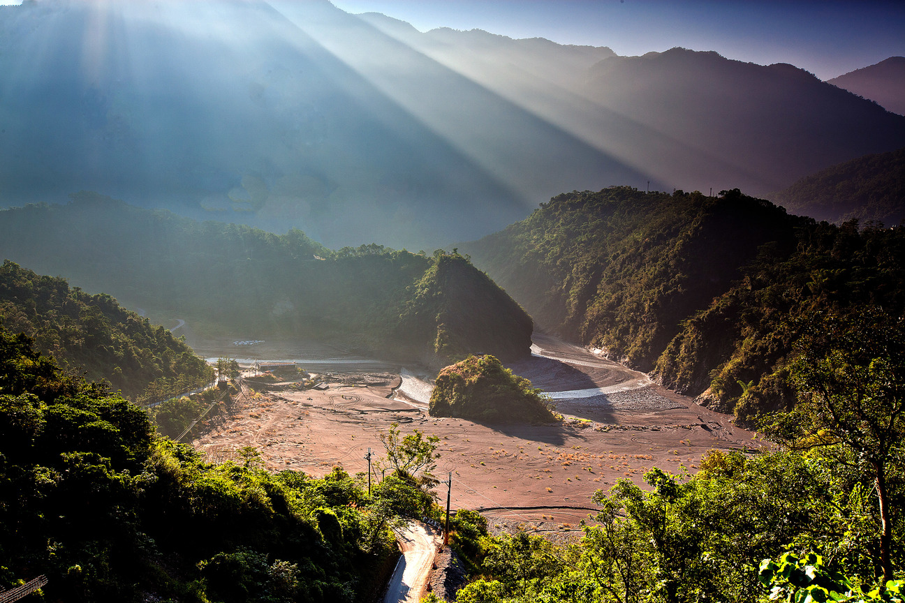 高雄市茂林區-龍頭山